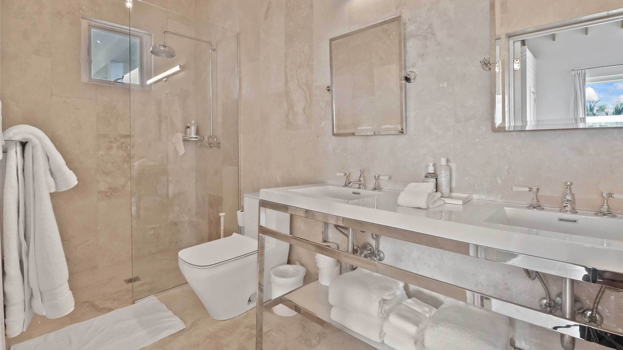 Photo of Bathroom in Gregory Town