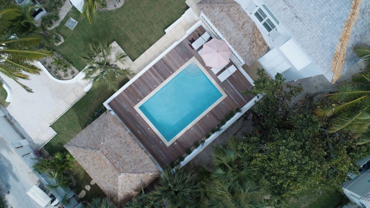 Photo of Outdoor in Dunmore Town