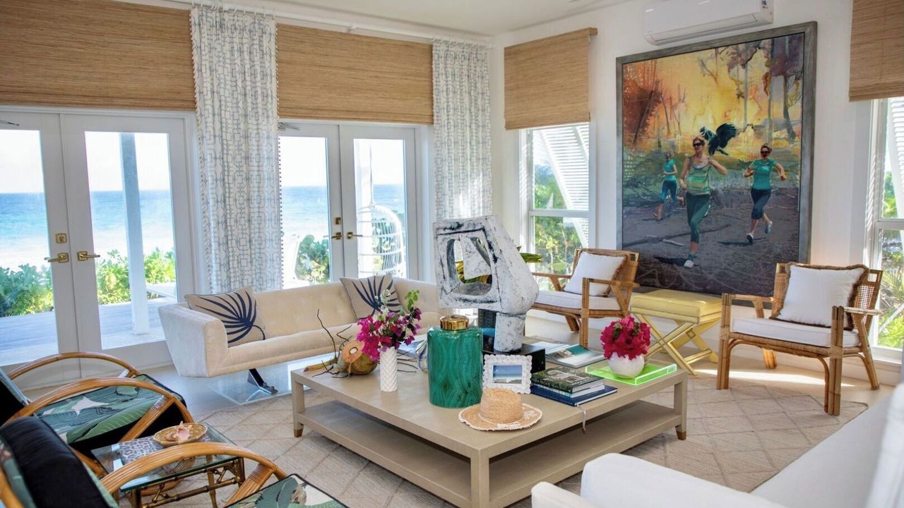 Photo of Livingroom in Dunmore Town