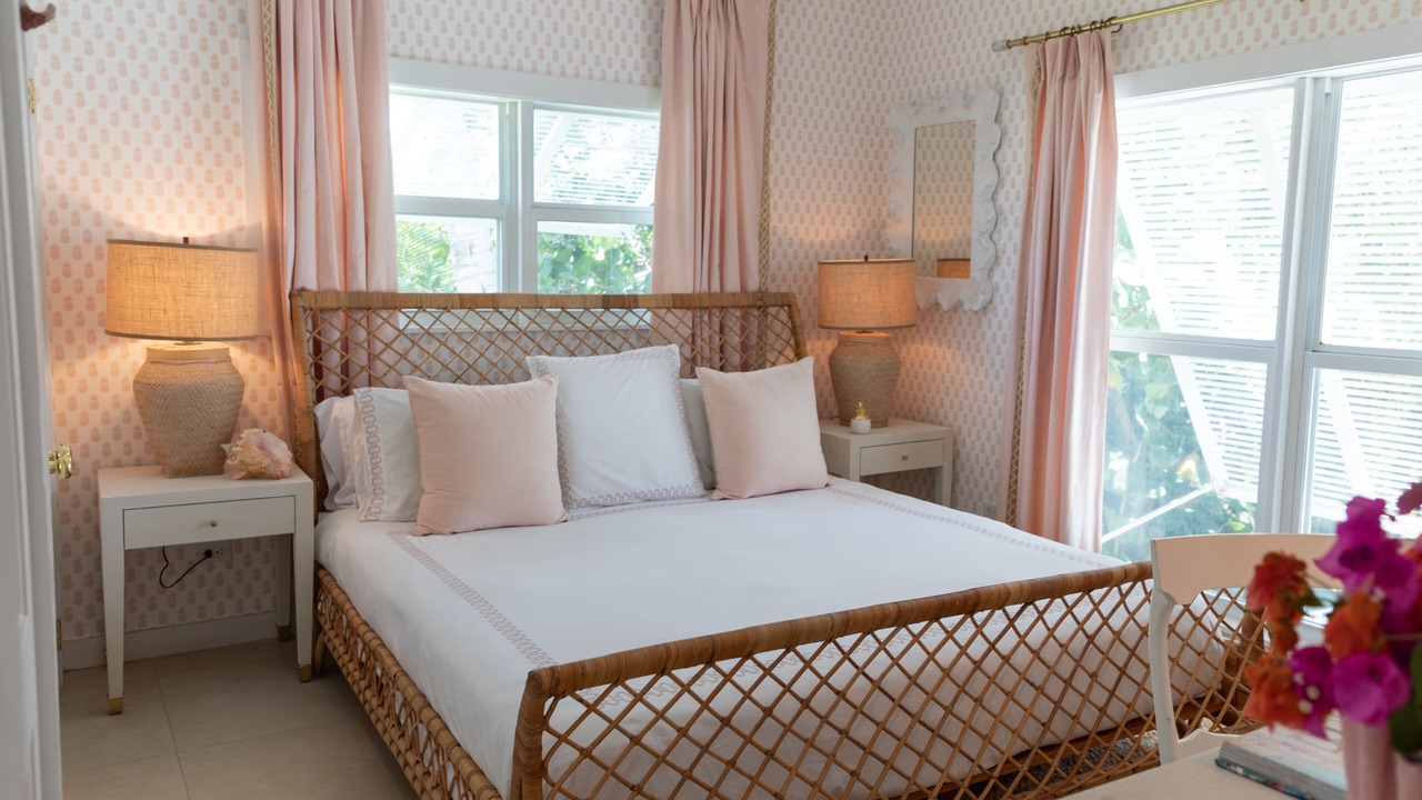 Photo of Bedroom in Dunmore Town