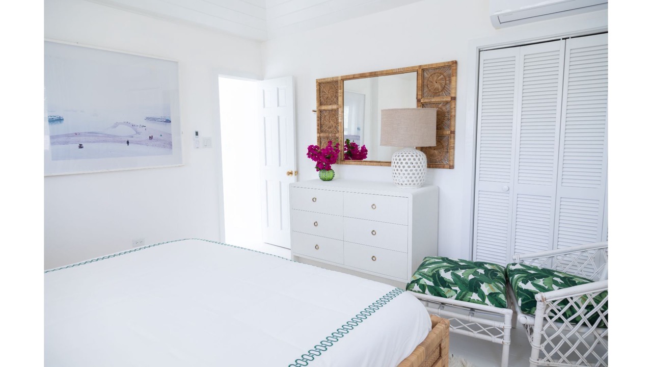 Photo of Bedroom in Dunmore Town