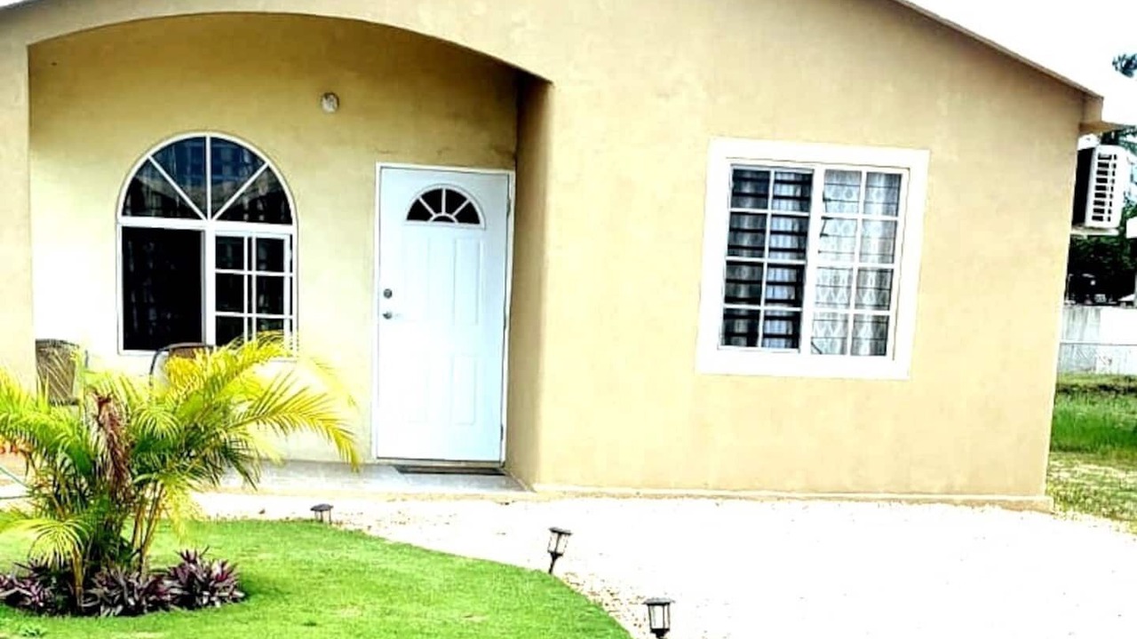 Photo of Outdoor in Portmore
