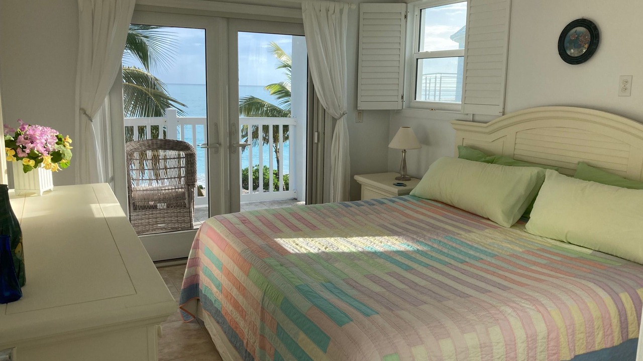Photo of Bedroom in Tar Bay
