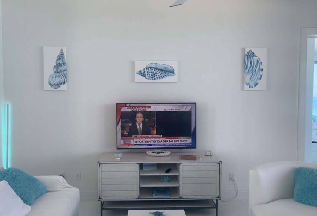 Photo of Livingroom in Farmer's Hill
