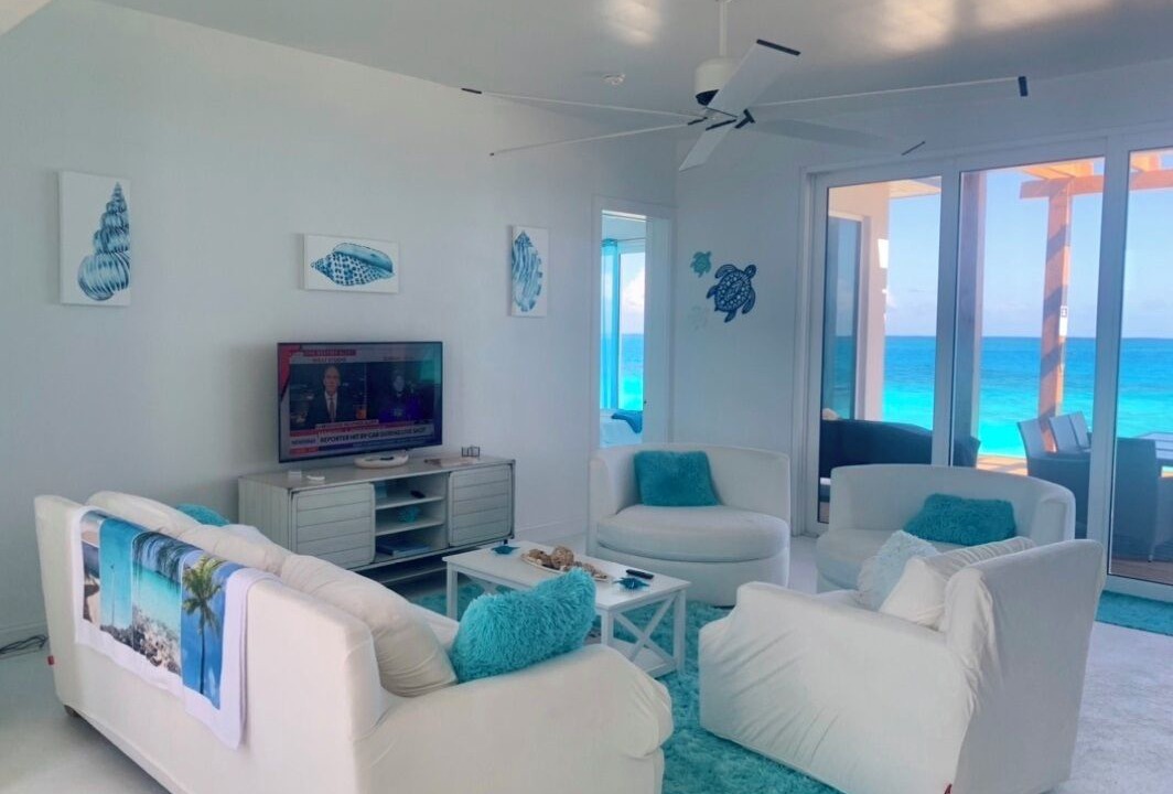 Photo of Livingroom in Farmer's Hill