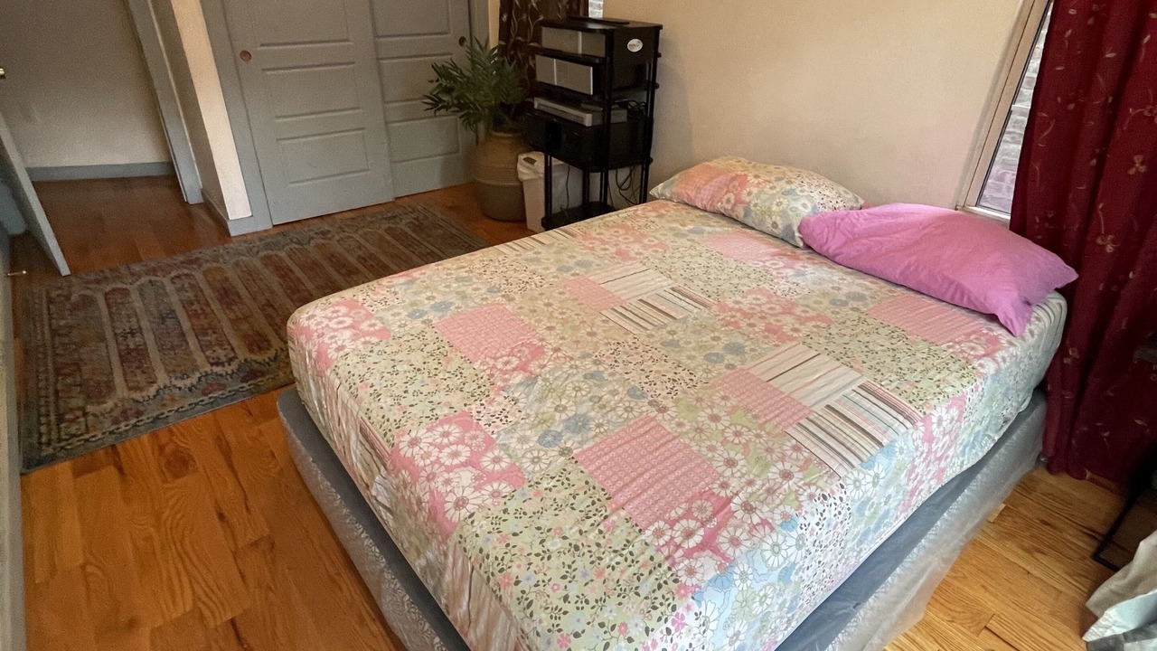 Photo of Bedroom in Cypress Hills