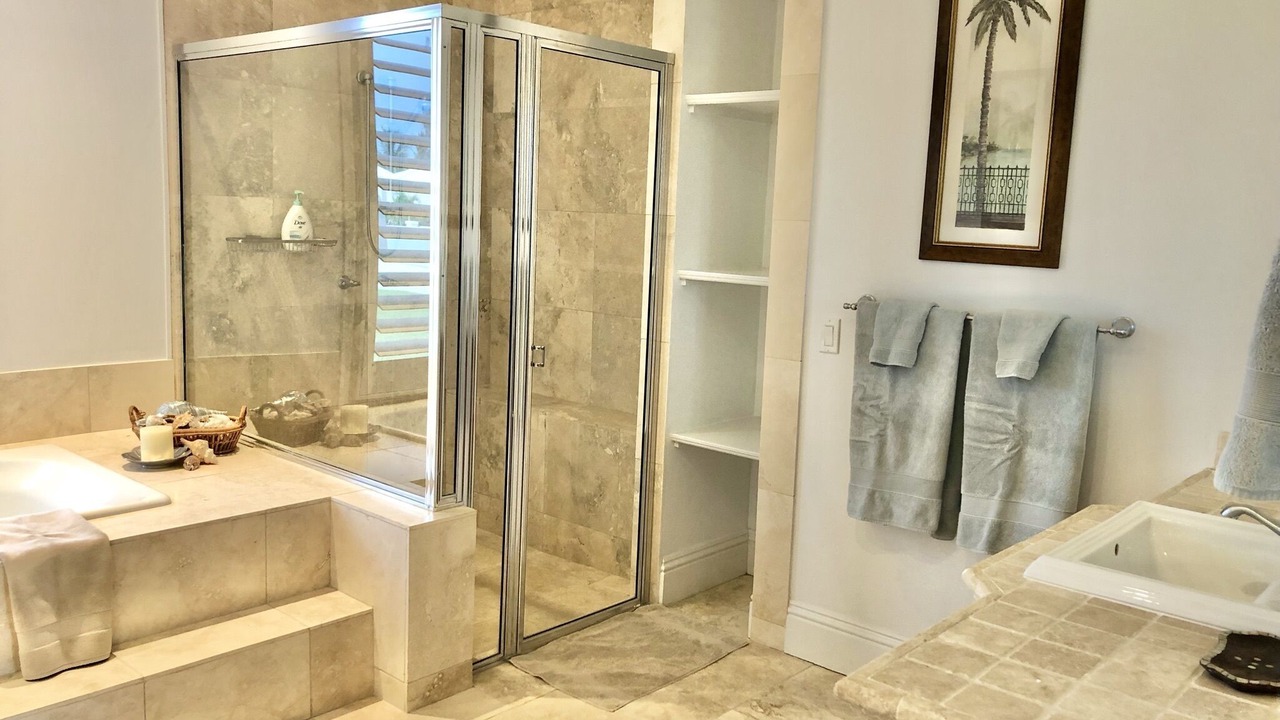 Photo of Bathroom in Treasure Cay