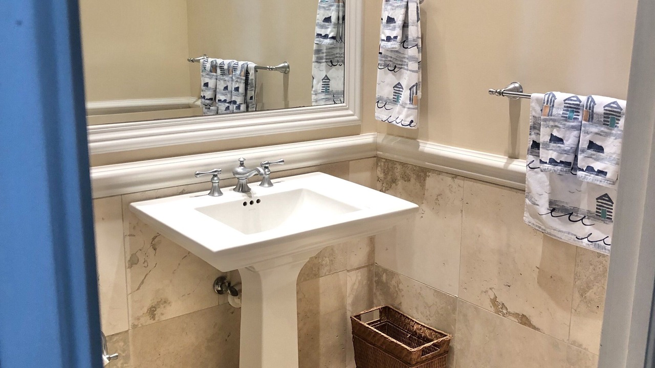 Photo of Bathroom in Treasure Cay