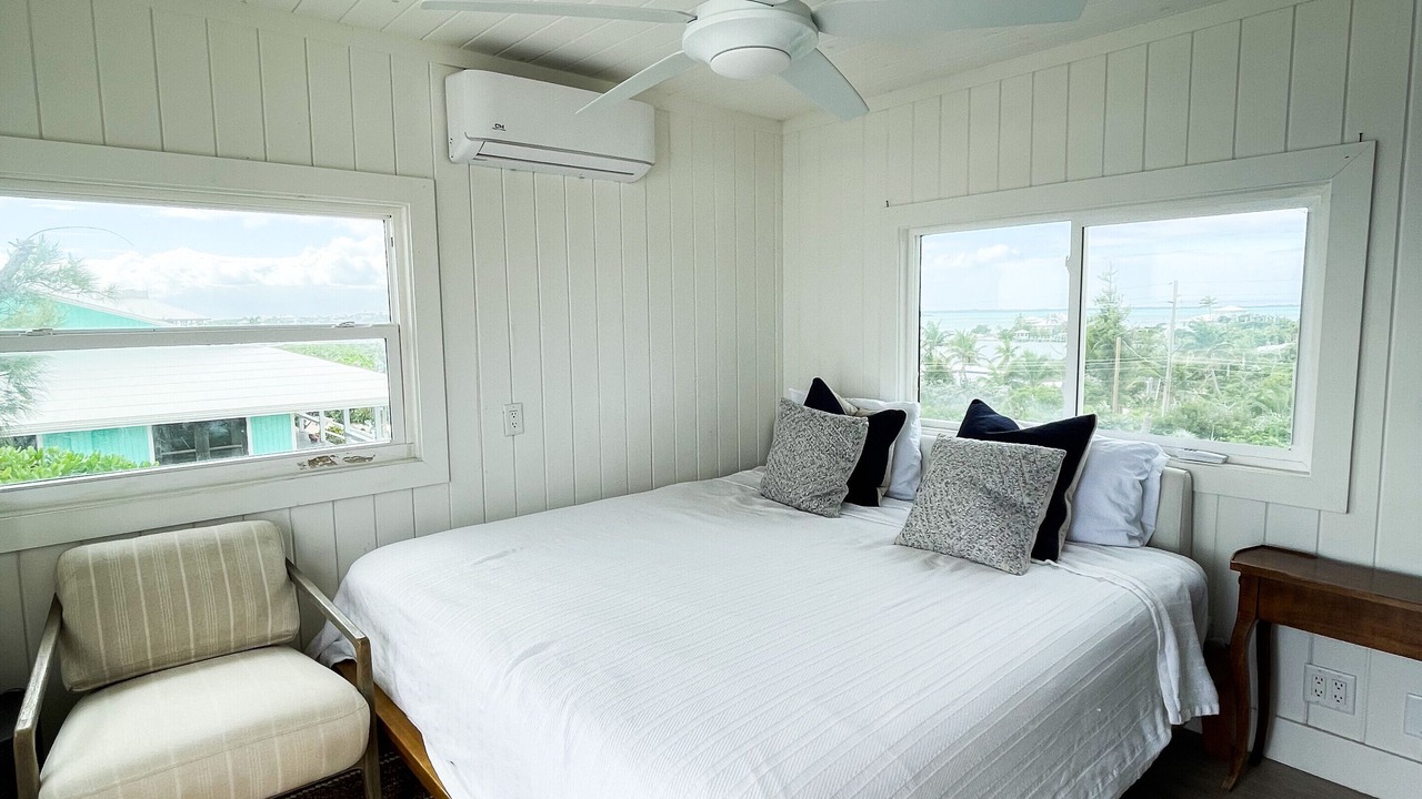 Photo of Bedroom in Hope Town