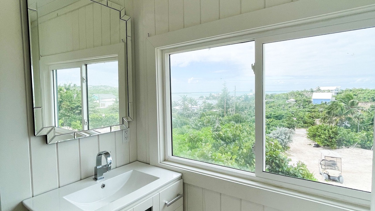 Photo of Bathroom in Hope Town