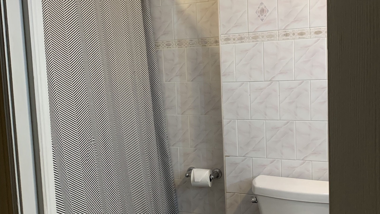 Photo of Bathroom in Mill Basin