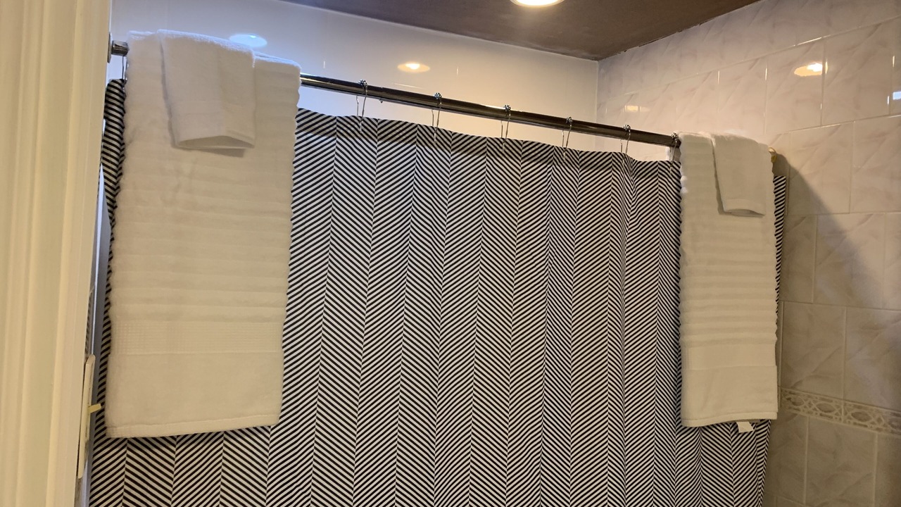 Photo of Bathroom in Mill Basin