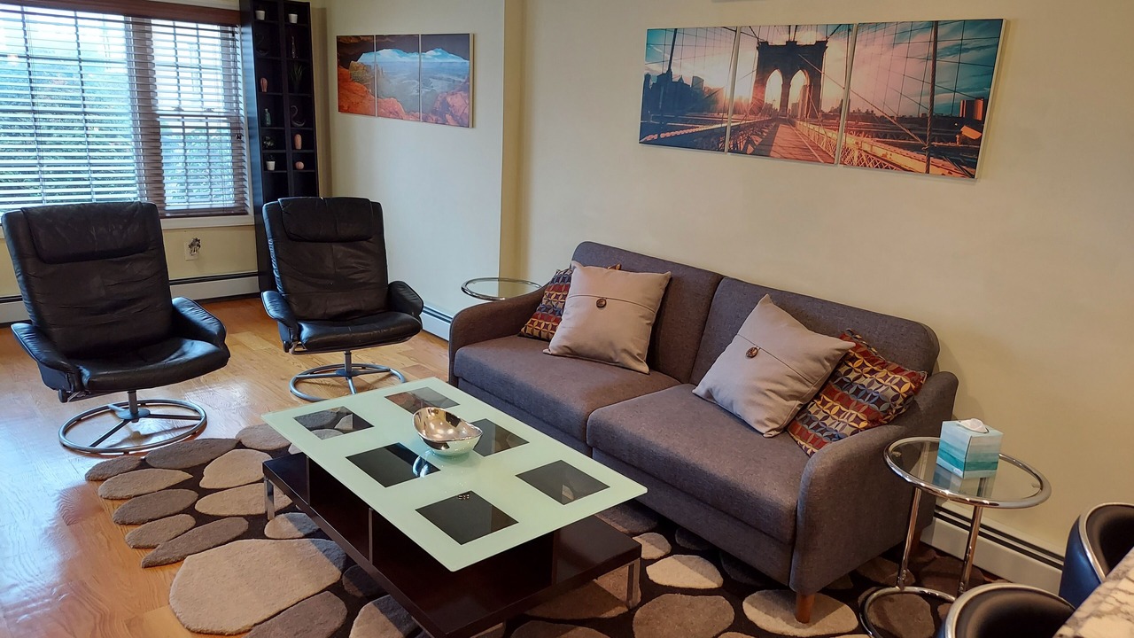 Photo of Livingroom in Canarsie