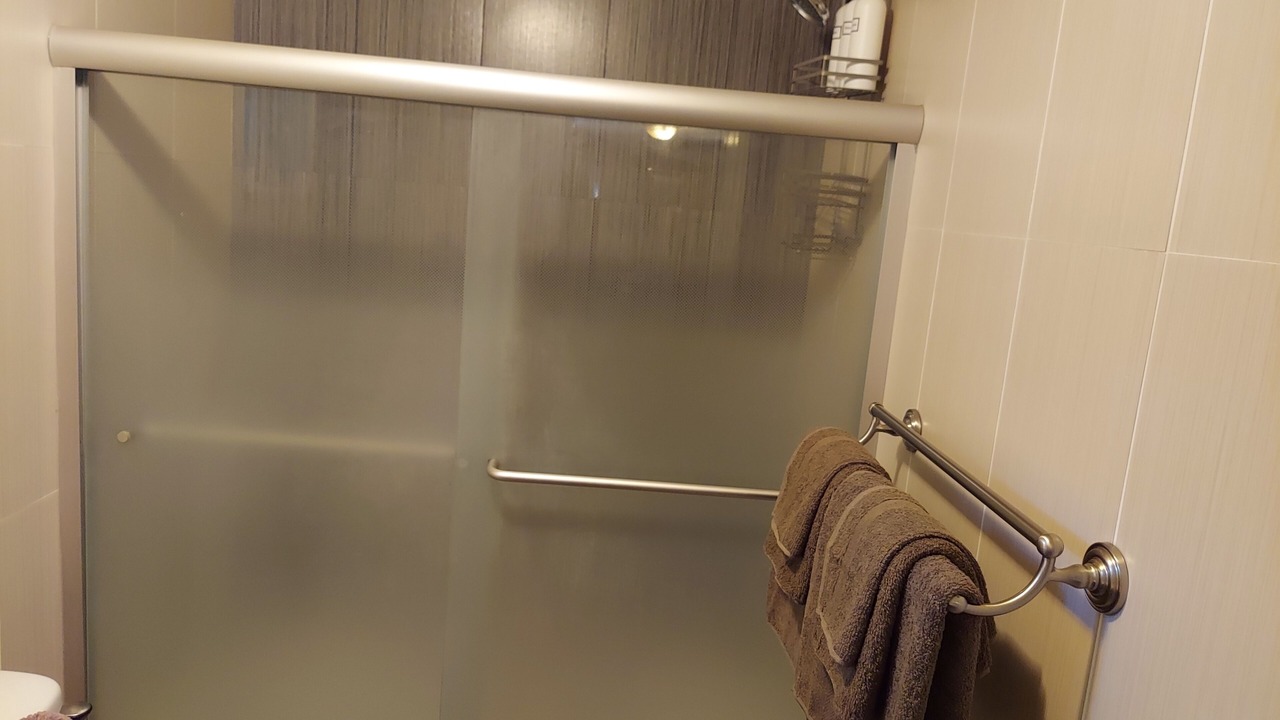 Photo of Bathroom in Canarsie
