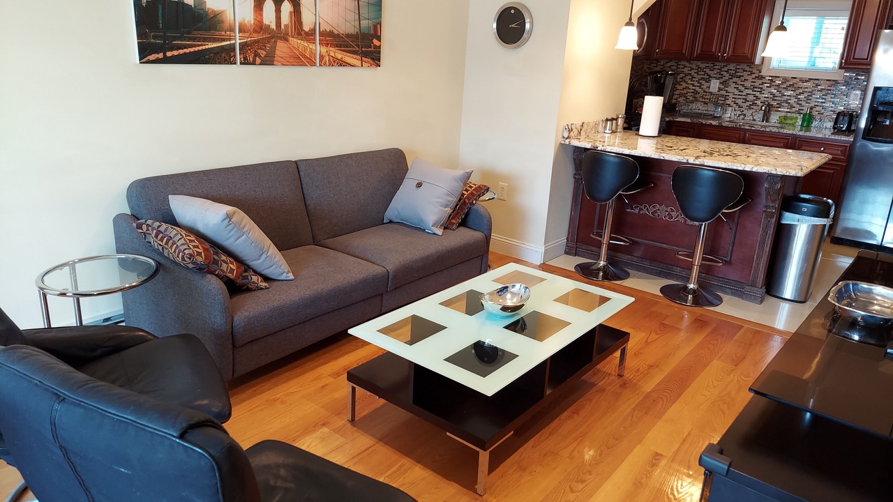Photo of Livingroom in Canarsie