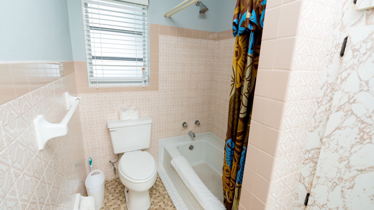 Photo of Bathroom in Spanish Wells