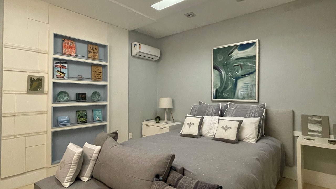 Photo of Bedroom in Recreio dos Bandeirantes