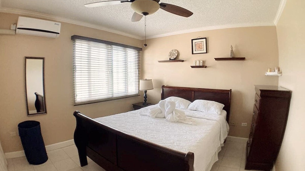 Photo of Bedroom in Beverly Hills