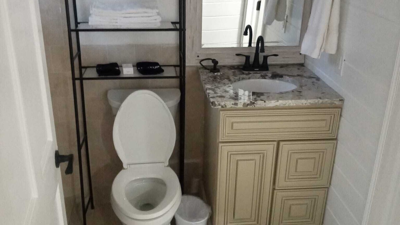 Photo of Bathroom in South Palmetto Point