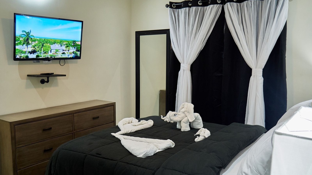 Photo of Bedroom in Lucea