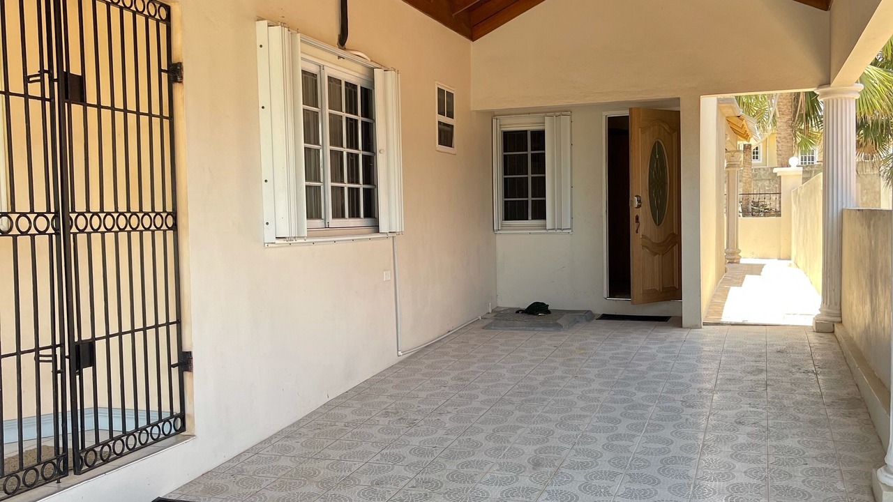 Photo of Outdoor in Cave Hill Estate