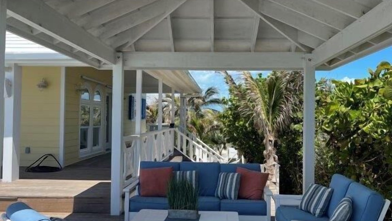 Photo of Patio Balcony in Hope Town