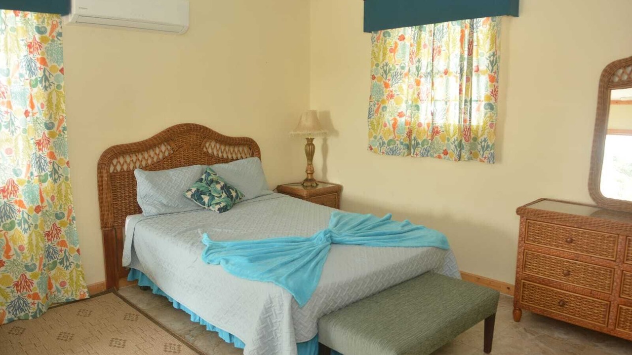 Photo of Bedroom in Rolleville