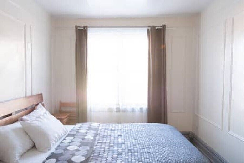 Photo of Bedroom in Marine Park