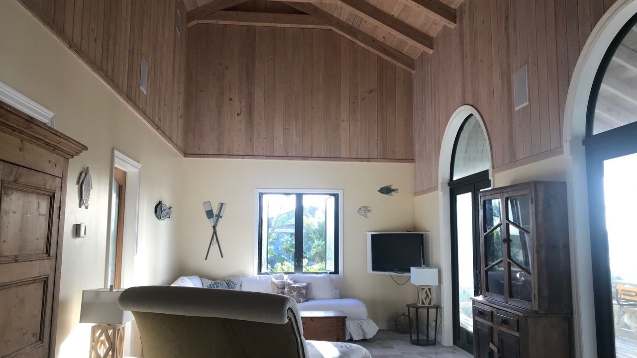 Photo of Bedroom in Green Turtle Cay