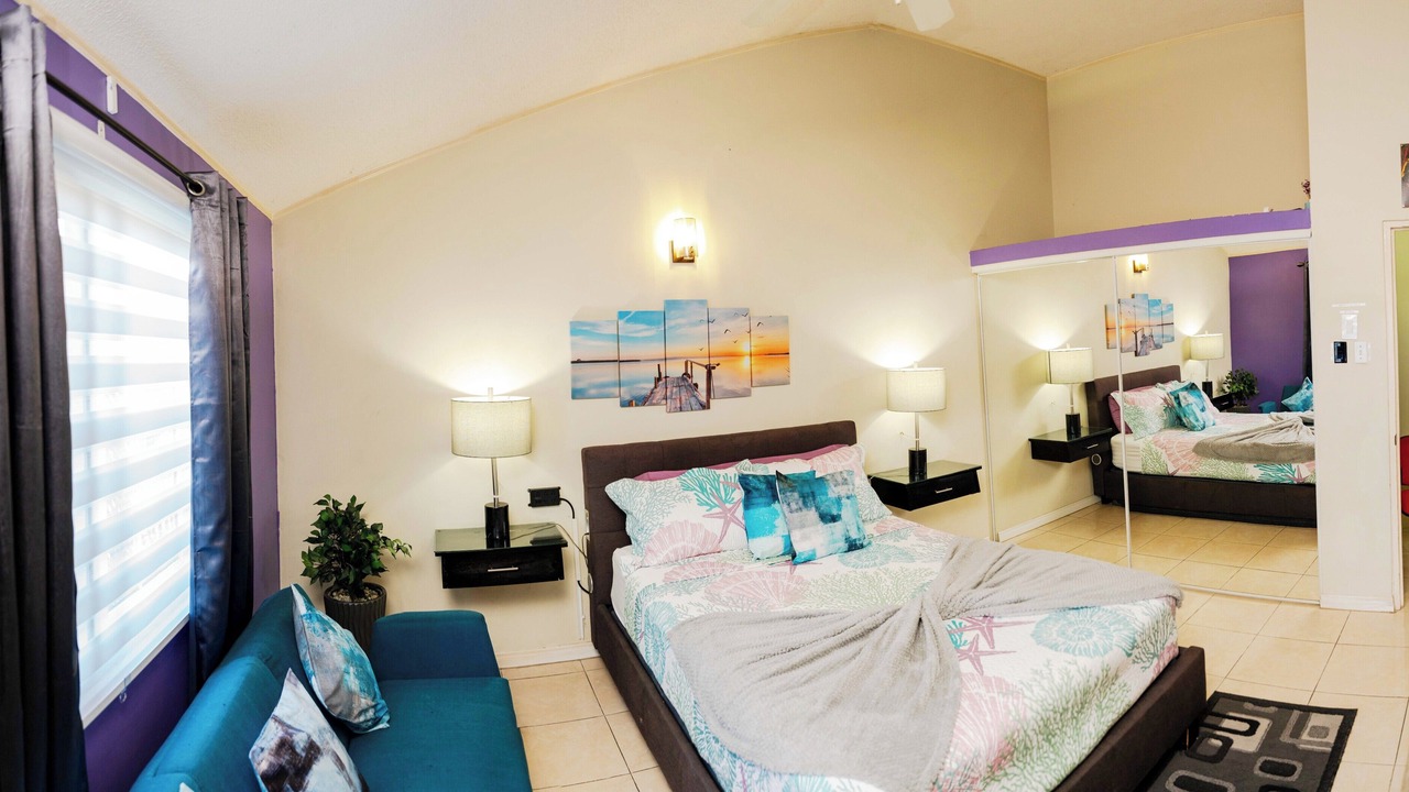 Photo of Bedroom in Caribbean Estates