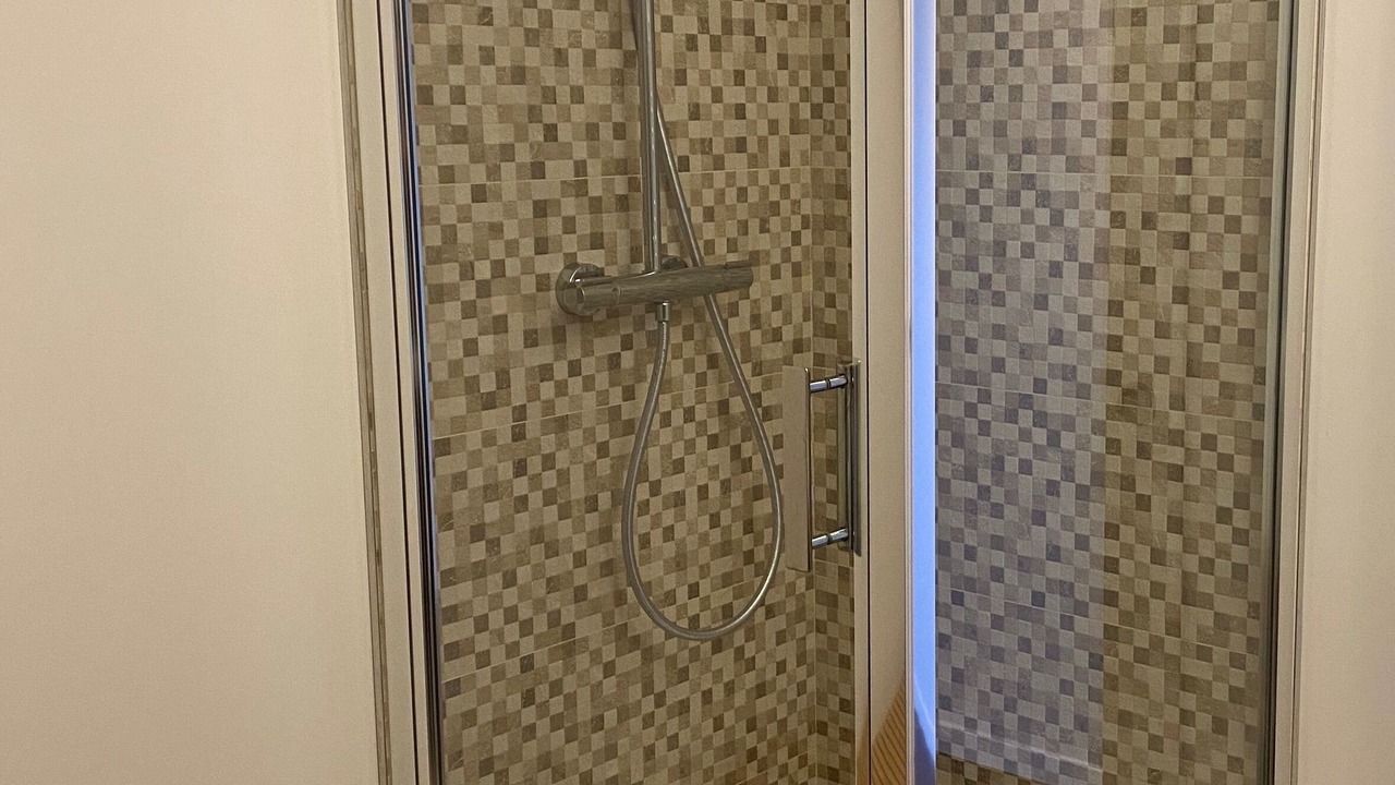 Photo of Bathroom in Magny-le-Hongre