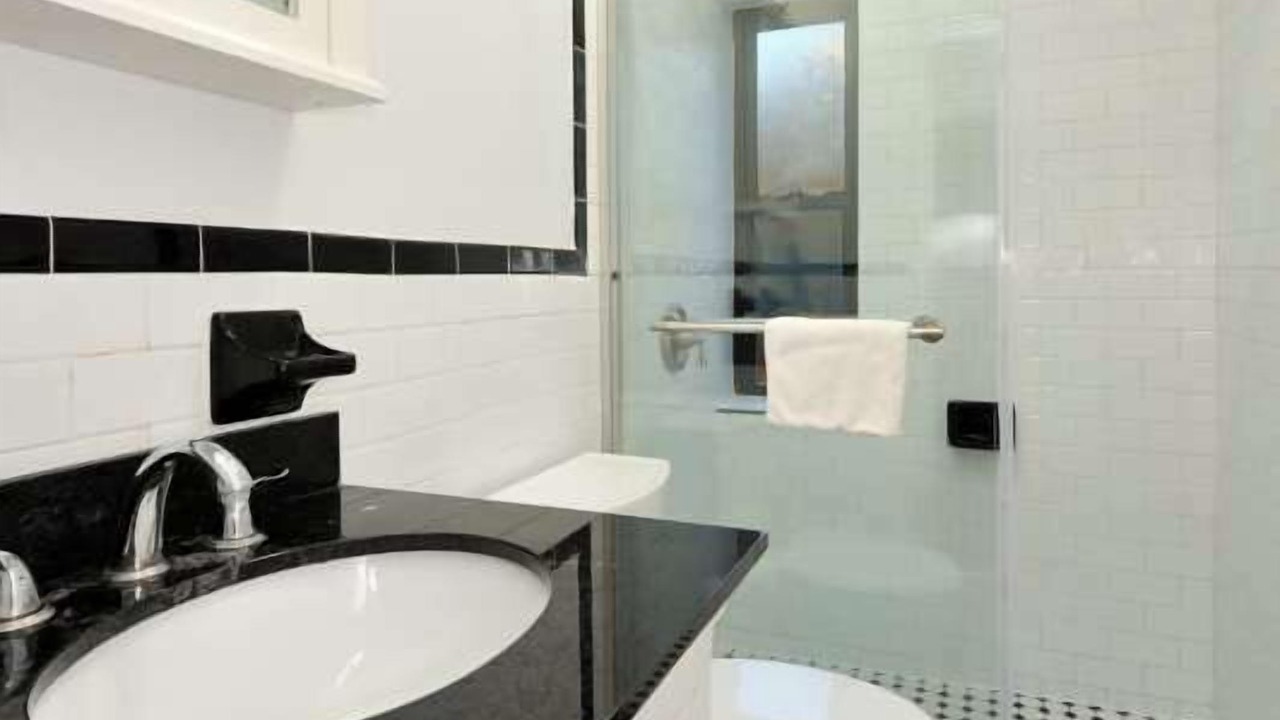 Photo of Bathroom in Kips Bay