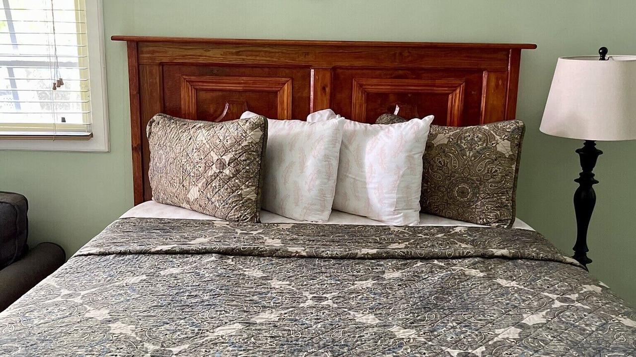 Photo of Bedroom in Nassau