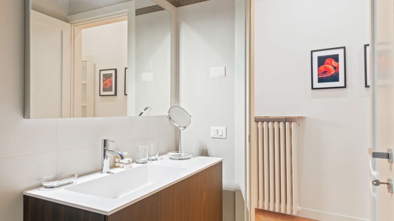 Photo of Bathroom in Historic Centre