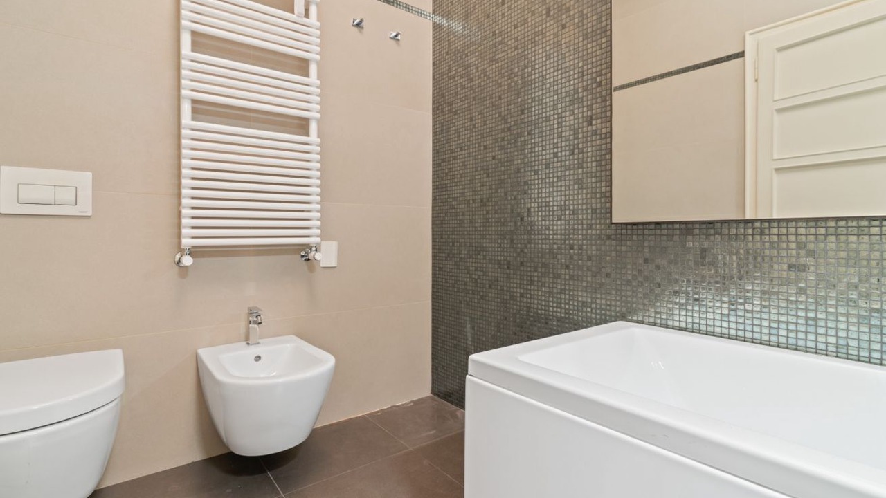 Photo of Bathroom in Historic Centre