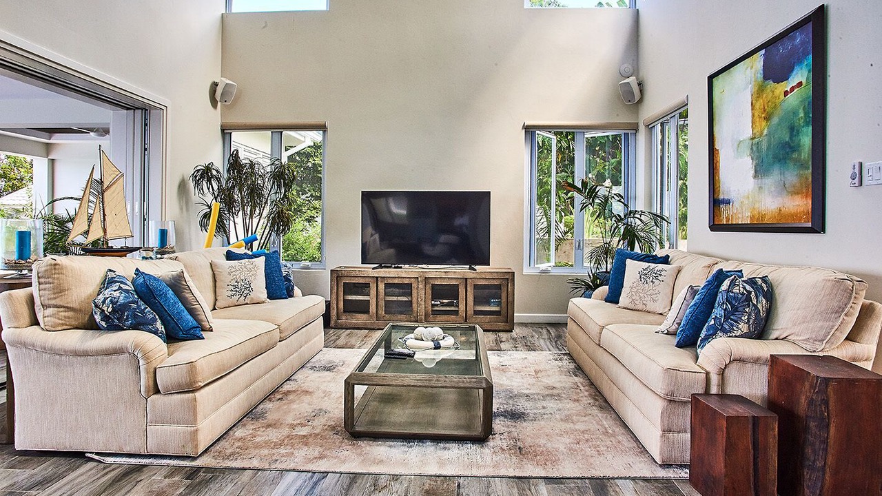 Photo of Livingroom in Runaway Bay