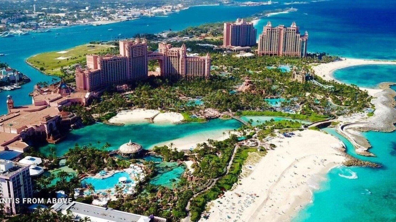Photo of Others in Paradise Island
