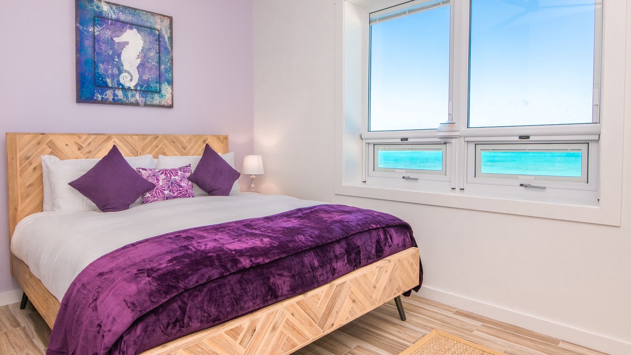 Photo of Bedroom in Tar Bay