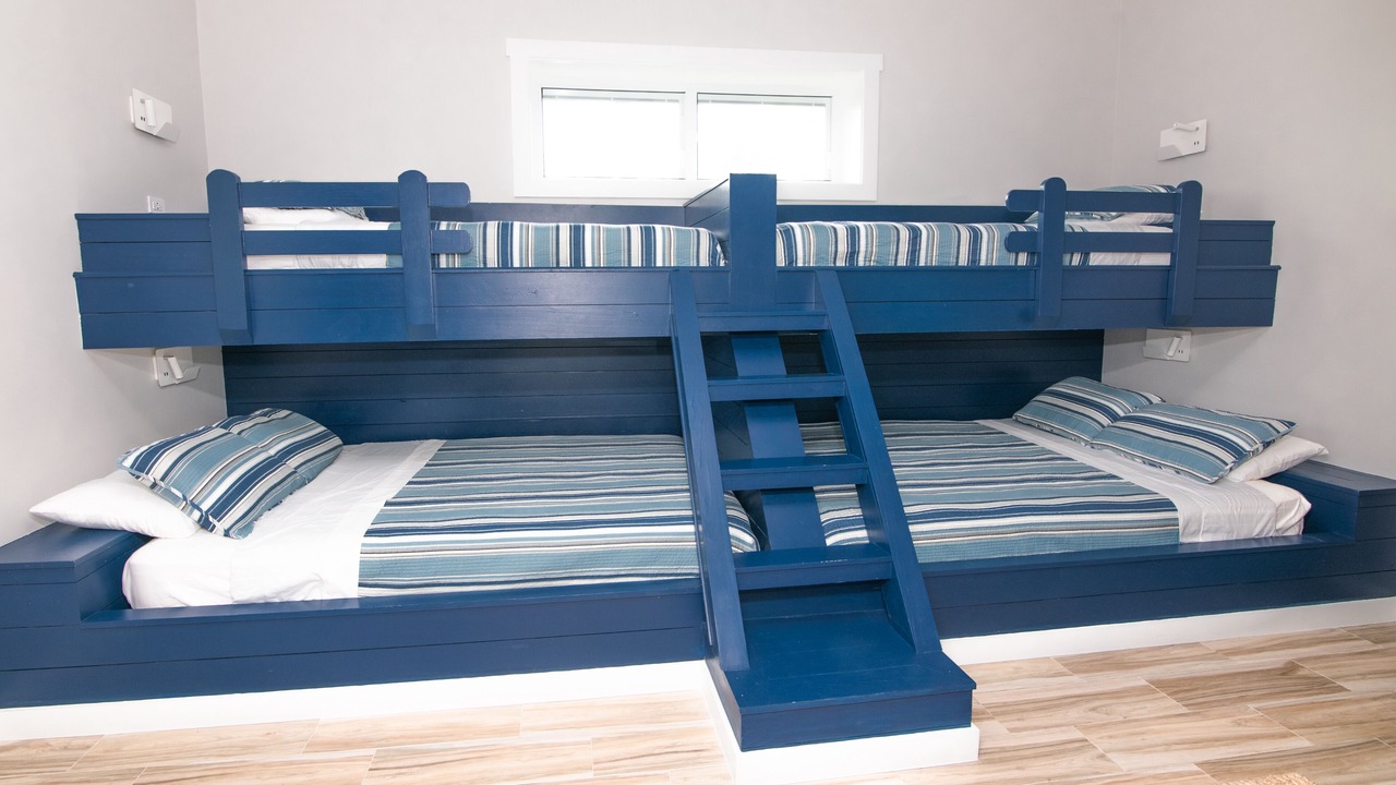 Photo of Bedroom in Tar Bay