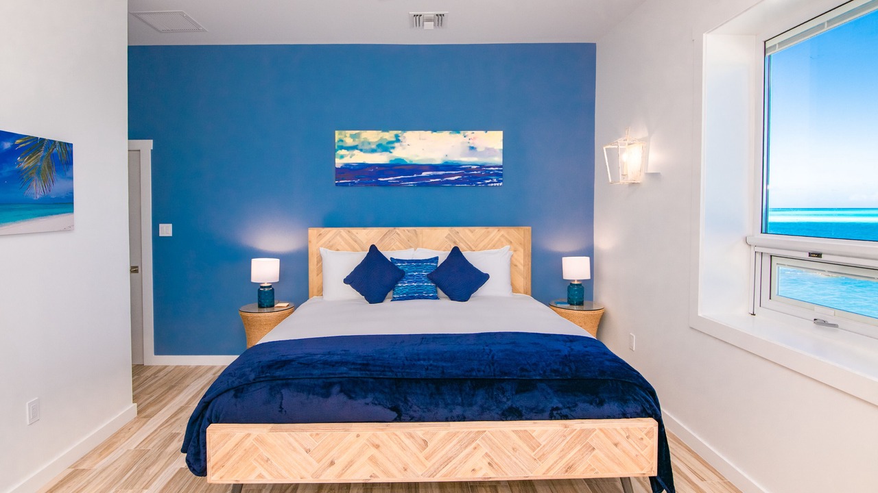 Photo of Bedroom in Tar Bay
