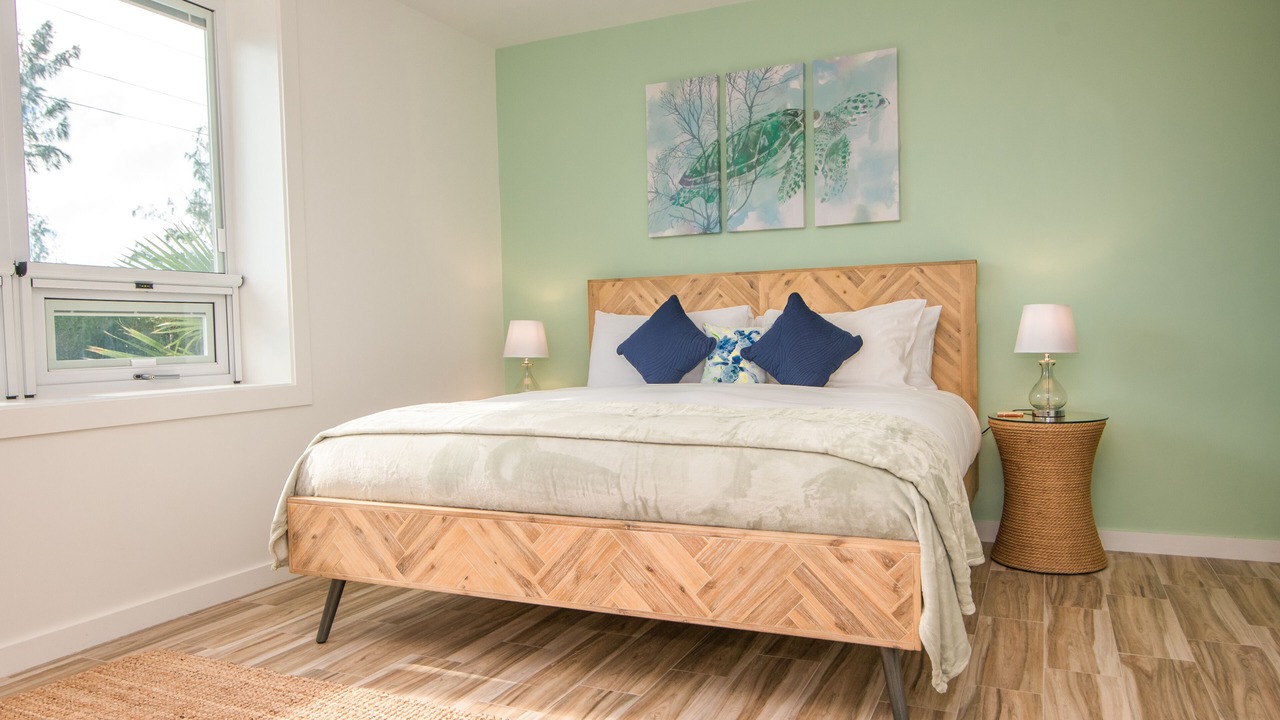 Photo of Bedroom in Tar Bay