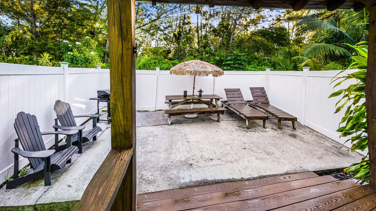 Photo of Patio Balcony in Spanish Wells