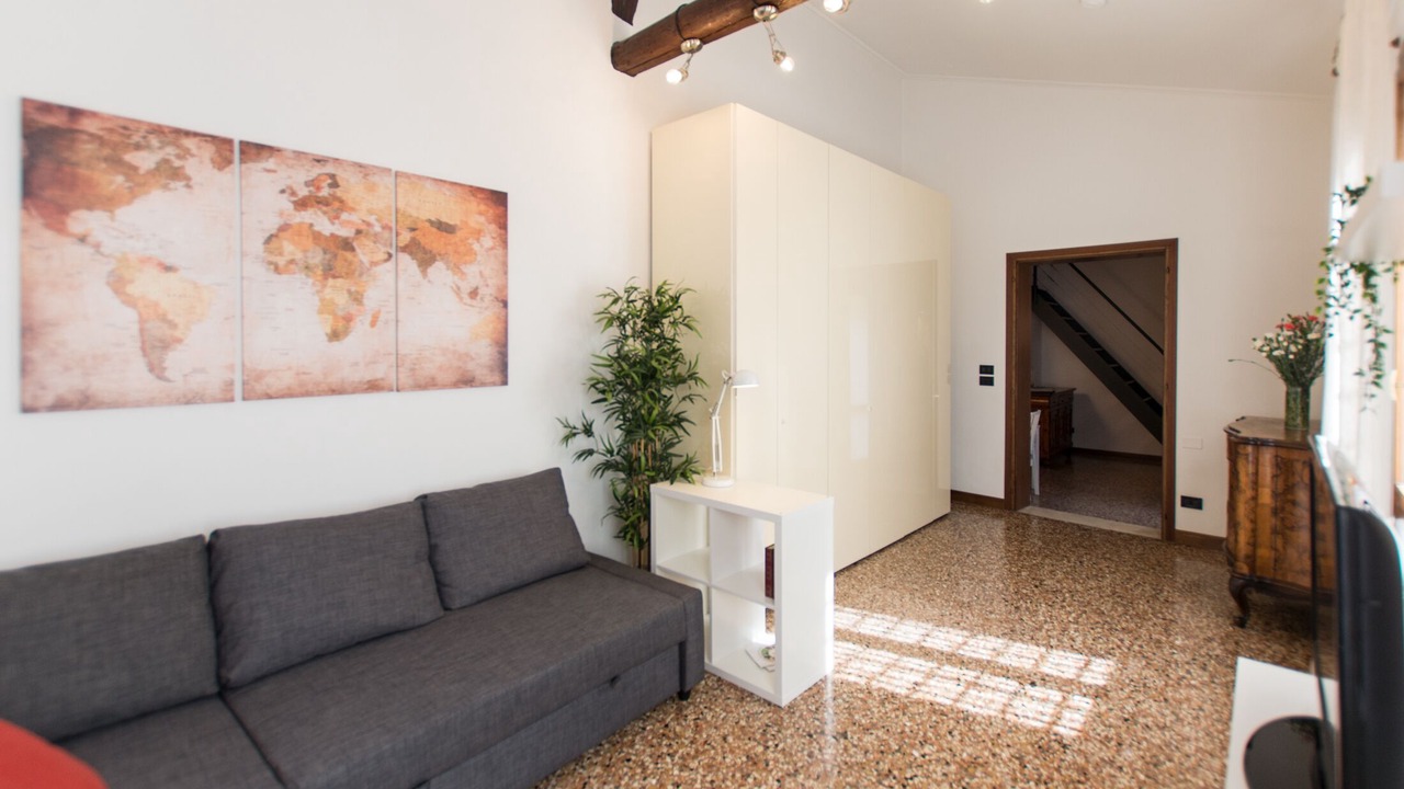 Photo of Livingroom in Historic Centre