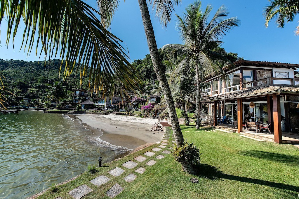 Photo of Buildings in Ponta do Sape