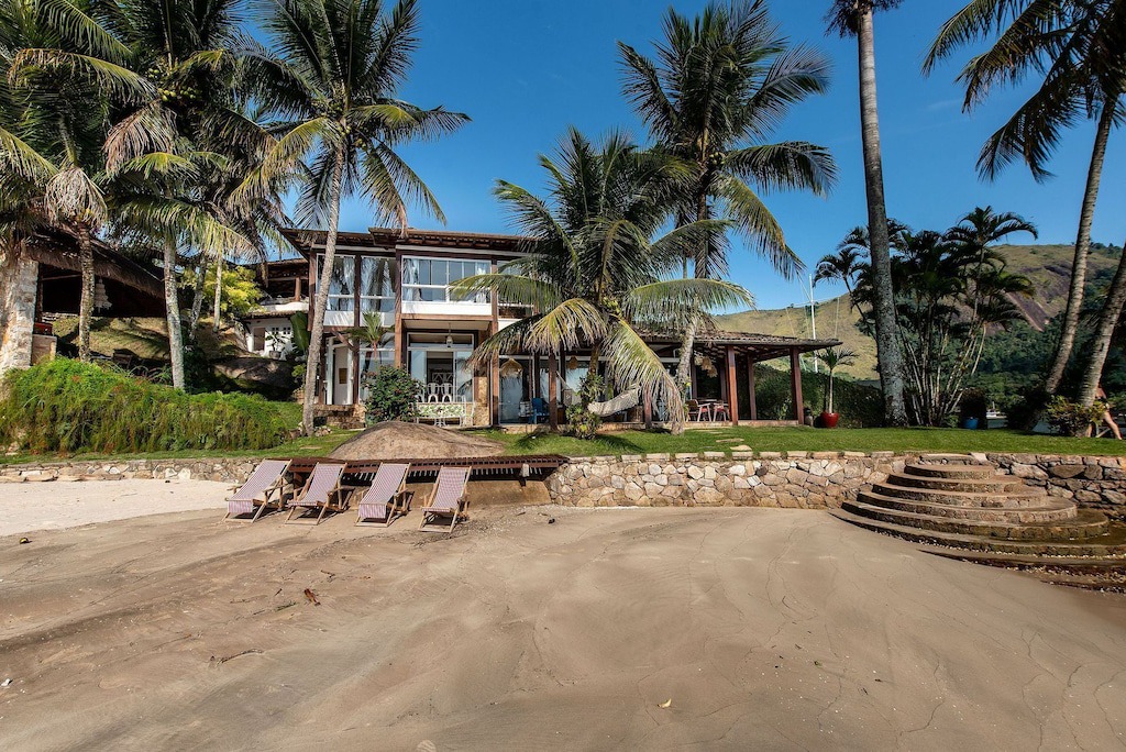 Photo of Buildings in Ponta do Sape