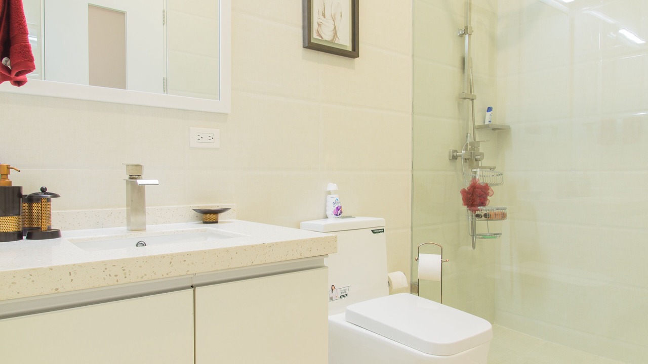 Photo of Bathroom in Eastwood Park