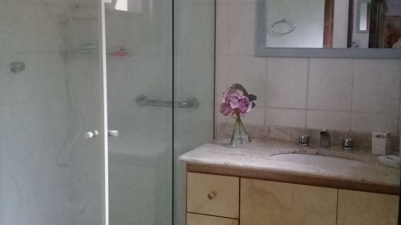Photo of Bathroom in Penedo