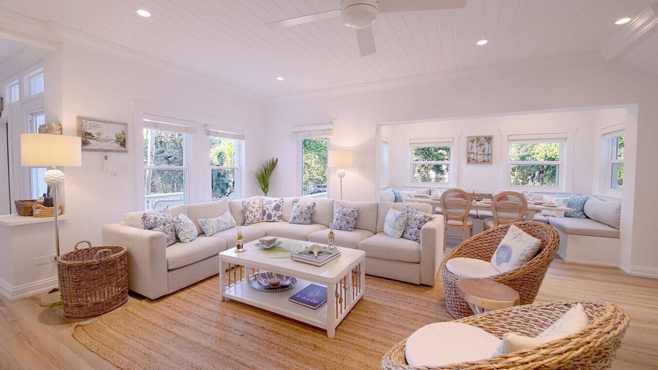 Photo of Livingroom in Governor's Harbour