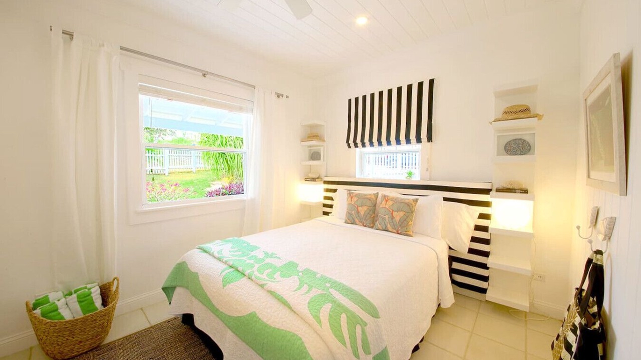Photo of Bedroom in Governor's Harbour