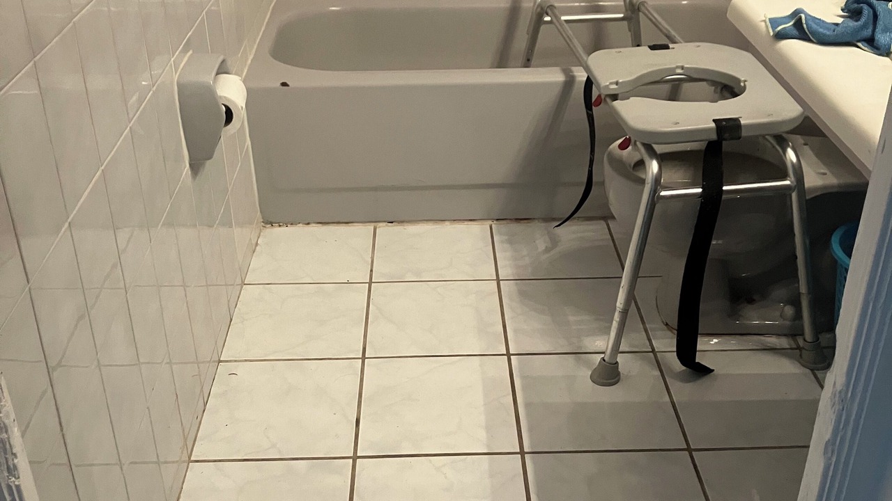 Photo of Bathroom in Whitehouse